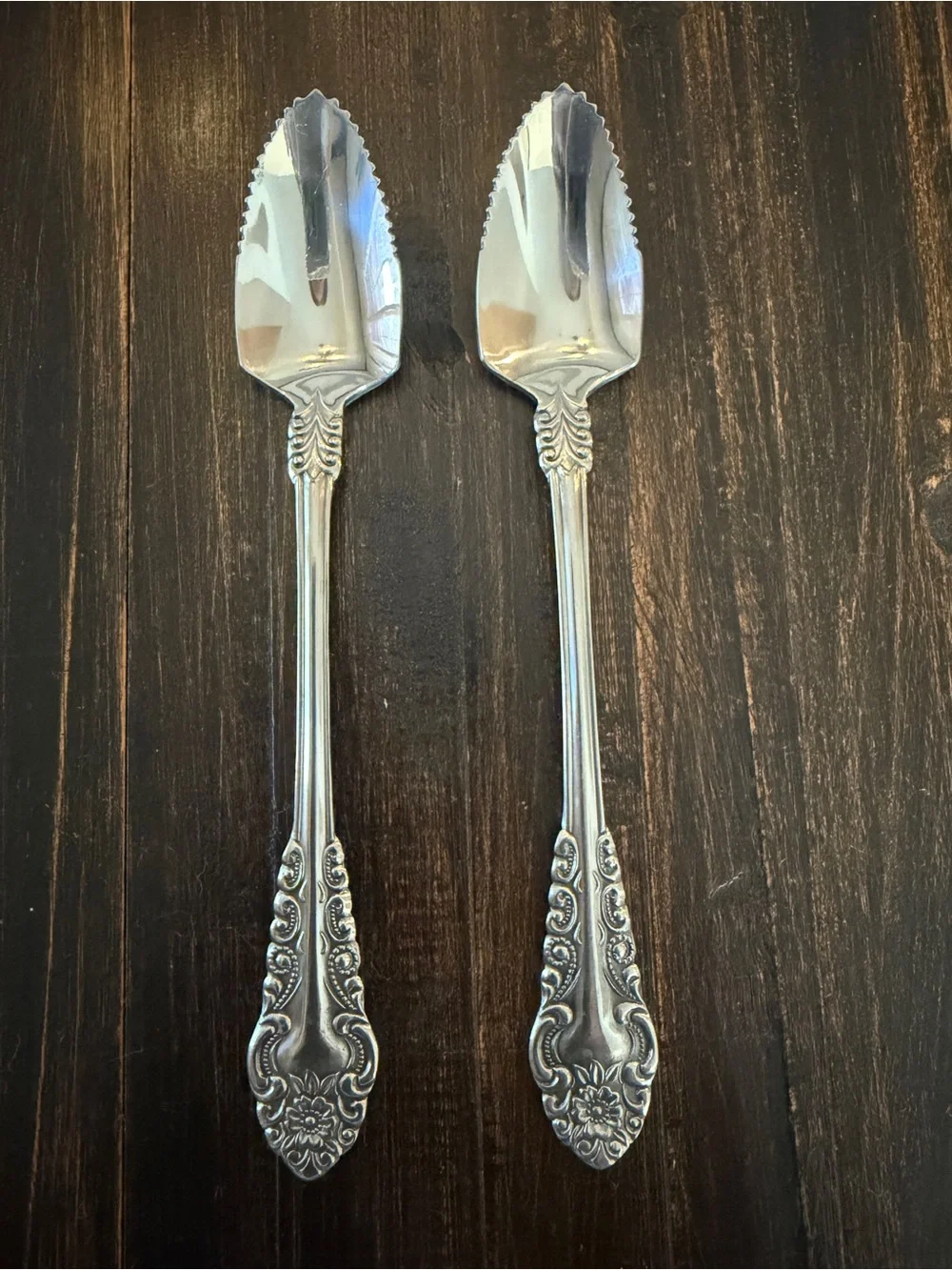 Lot of 2 Continental Stainless Korea Pie Cake Servers Serrated Floral 6.75”